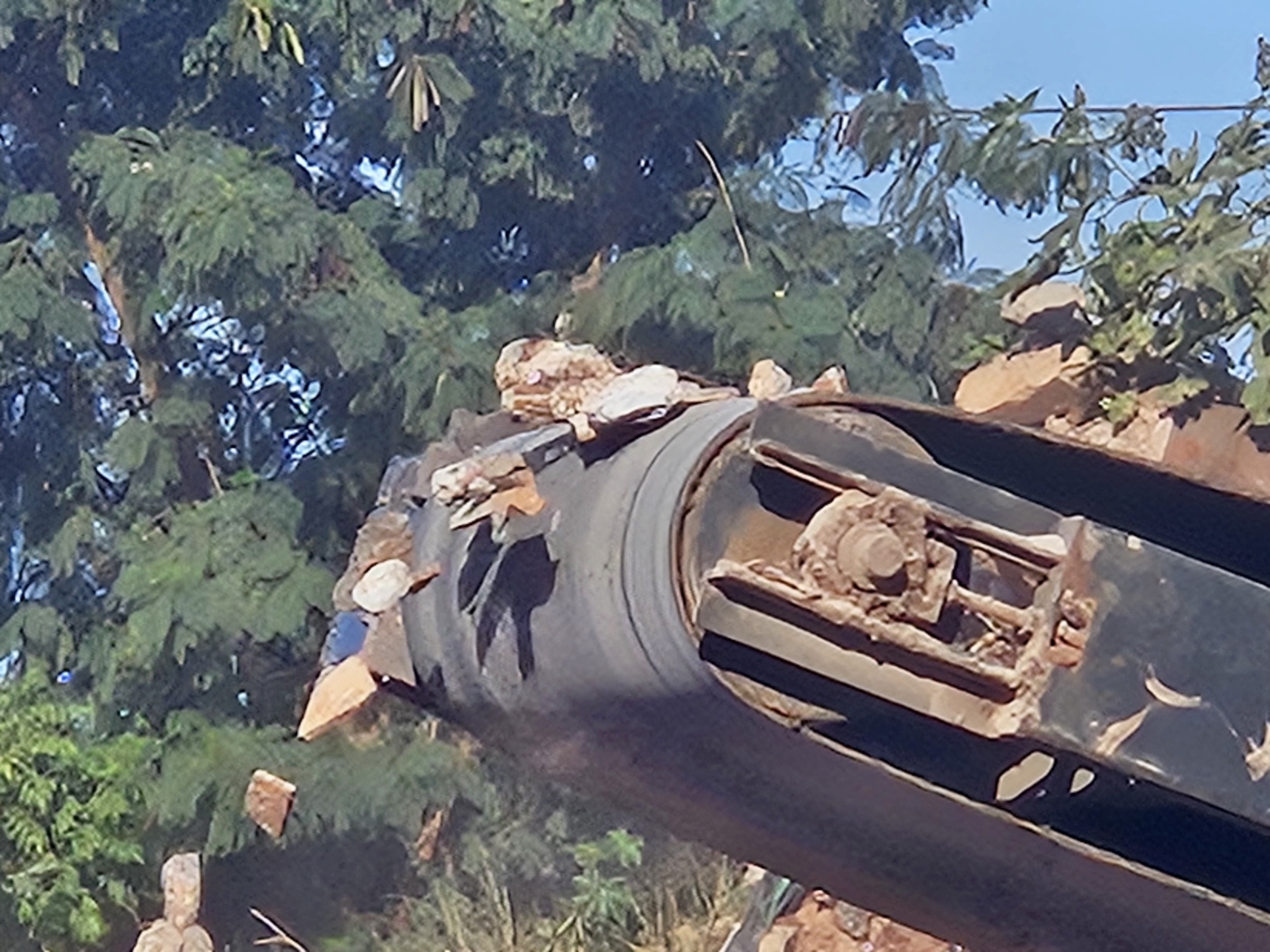 Esteira de triagem de materiais